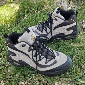 Nevados XP Black And Beige Hiking Boots Size 11